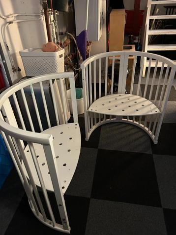 Baby cot parts beschikbaar voor biedingen