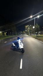 PIAGGIO ZIP 2016 TOP STAAT, Fietsen en Brommers, Scooters | Piaggio, Maximaal 45 km/u, Zip, Ophalen of Verzenden, Zo goed als nieuw