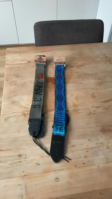 2x gitaarband , merk Kerusso beschikbaar voor biedingen