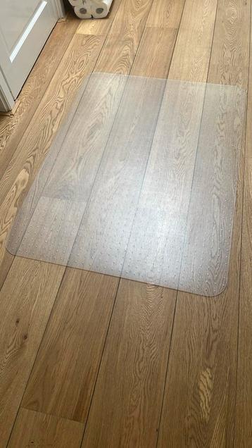 Vloerbeschermer 90x120 voor op tapijt beschikbaar voor biedingen