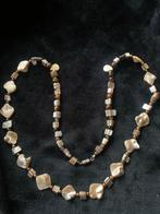 Schelp Kralen Ketting Beige Tinten, Ophalen of Verzenden, Zo goed als nieuw, Beige, Overige materialen