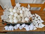 Witte kerstballen en kerstboomhangers, Diversen, Kerst, Ophalen of Verzenden, Gebruikt