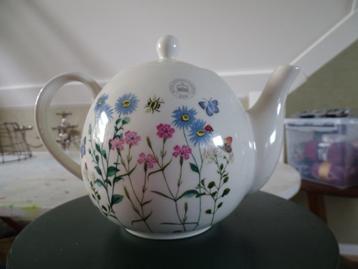 Theepot beschikbaar voor biedingen