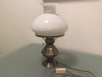 Tinnen Lamp met Porseleinen Kap - 41cm Hoogte beschikbaar voor biedingen
