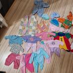 Poppenkleding set: mutsjes, pakjes, regenjasje & schoentjes, Ophalen