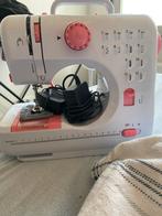 Naaimachine - Perfect voor beginners!, Hobby en Vrije tijd, Naaimachines en Toebehoren, Ophalen, Zo goed als nieuw, Naaimachine