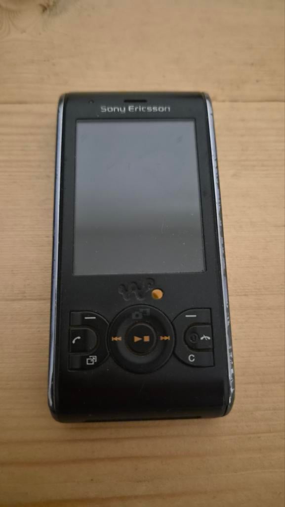 Sony Ericsson W595 Walkman Schuiftelefoon - Vintage Mobiel, Telecommunicatie, Mobiele telefoons | Sony, Gebruikt, Schuifmodel