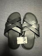 Zara heren slippers in maat 42. De slippers zijn nieuw, Ophalen of Verzenden, Nieuw