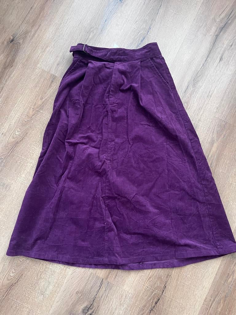 Corduroy circle rok midi paars, Kleding | Dames, Rokken, Paars, Ophalen of Verzenden, Zo goed als nieuw, Maat 34 (XS) of kleiner