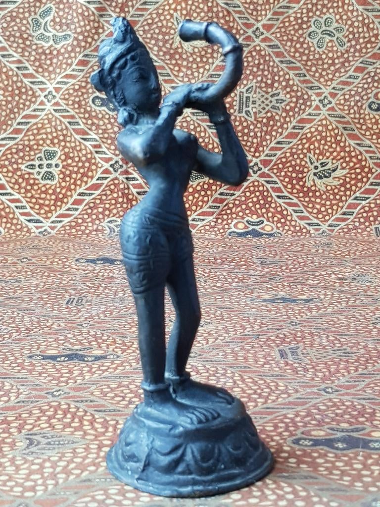 Mooi antiek brons beeldje uit India van een Devi 13,6 cm., Ophalen of Verzenden