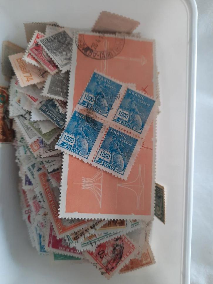 Doos oude postzegels uit Brazilië - Nalatenschap, Postzegels en Munten, Postzegels | Oceanië, Gestempeld, Ophalen of Verzenden