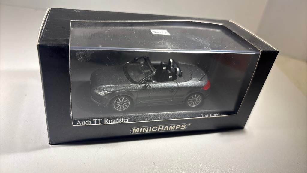 Audi tt cabriolet minichamps 1.43