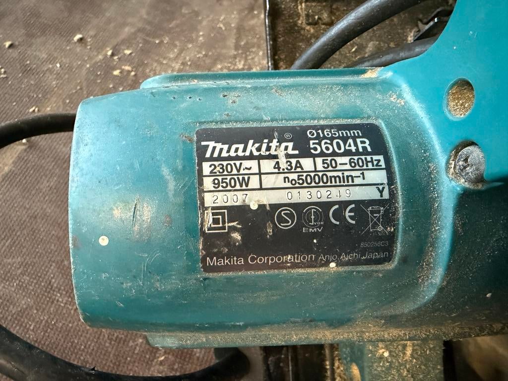 Makita 5604R Handcirkelzaag - Krachtig en Betrouwbaar, Ophalen, Gebruikt, Cirkelzaag, 600 tot 1200 watt