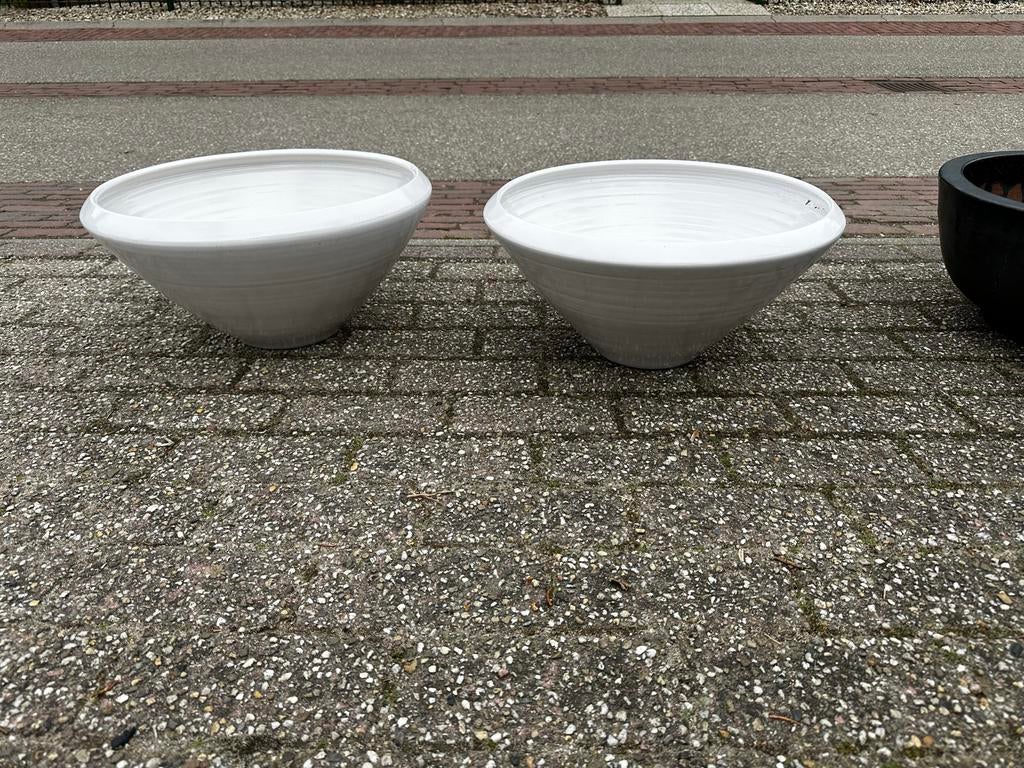 2 grote Ecri potten, Steen, Gebruikt, Minder dan 60 cm, Rond