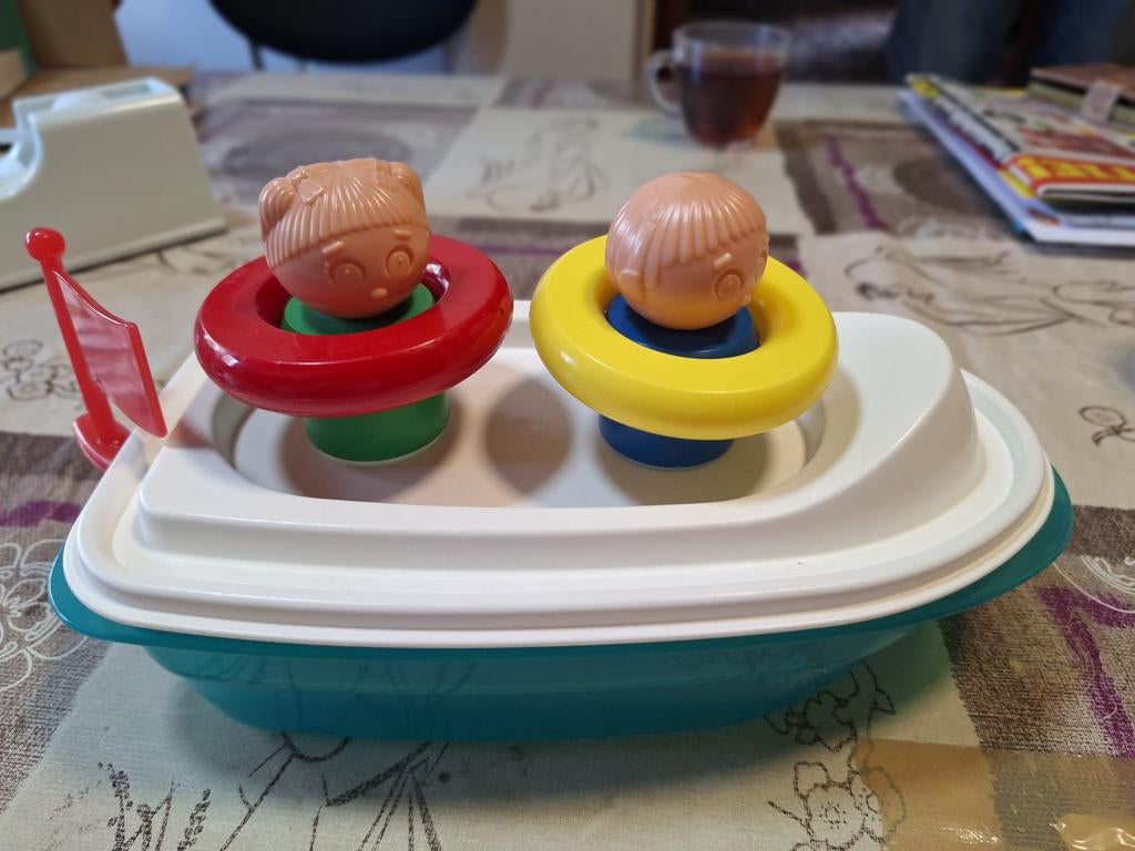 Tupperware reddingsboot met poppetjes, Ophalen of Verzenden, Nieuw