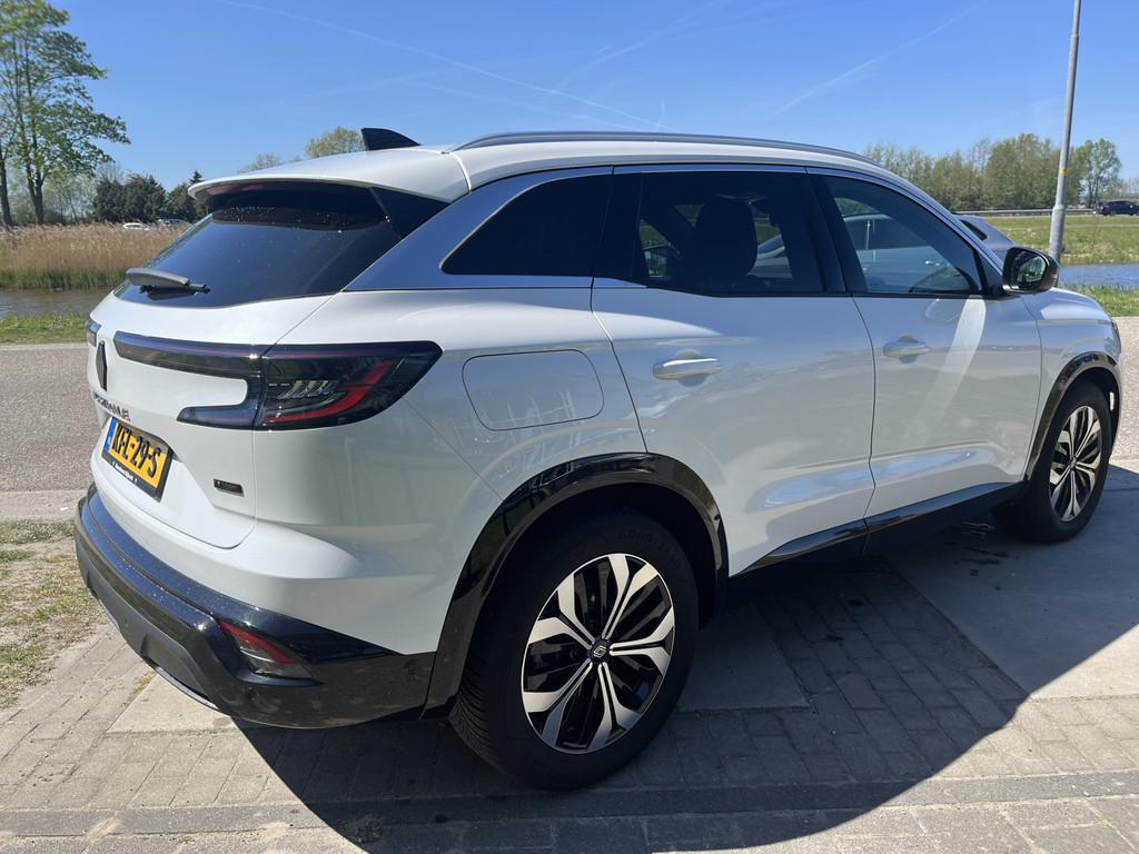 Renault Austral 1.2 E-Tech full hybrid 200PK techno / Camera, 12 maanden, Gebruikt, 1199 cc, Wit