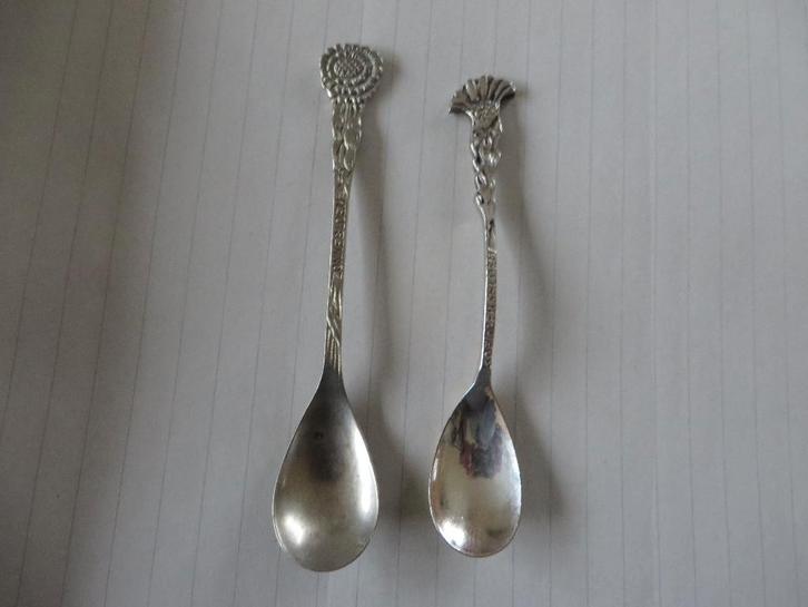 Lepeltje Koekoeksbloem en Zonnebloem, Antiek en Kunst, Antiek | Bestek, Ophalen of Verzenden