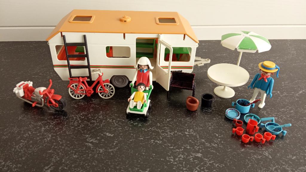 Playmobil Caravan met vele toebehoren, Ophalen of Verzenden, Gebruikt, Complete set