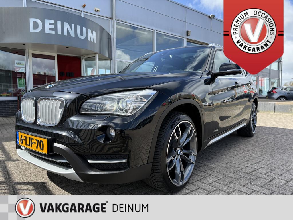 BMW X1 sDrive20i High Executive Automaat Panoramadak, Leder, Auto's, 4 cilinders, Met garantie (alle), Cruise Control, Zwart