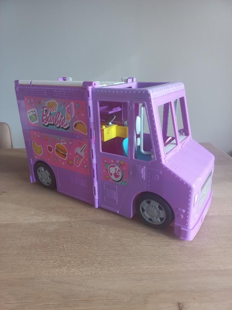 Barbie foodtruck, Kinderen en Baby's, Ophalen, Zo goed als nieuw, Toebehoren
