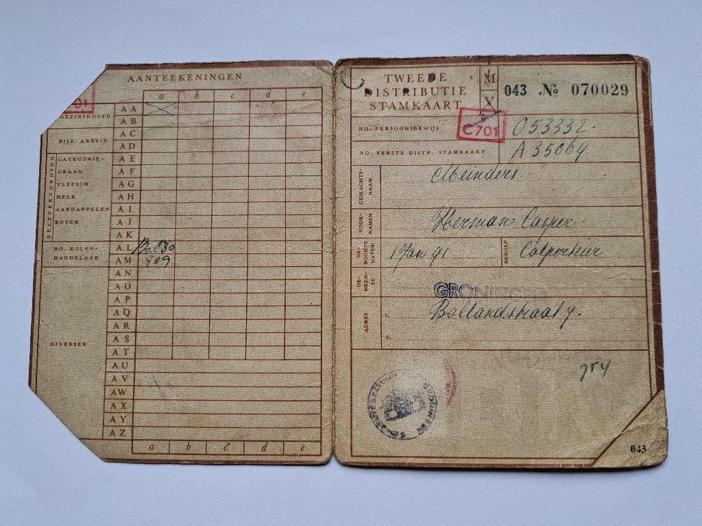 Tweede distributie stamkaart + bonkaarten, Verzamelen, Militaria | Tweede Wereldoorlog, Ophalen of Verzenden, Overige soorten