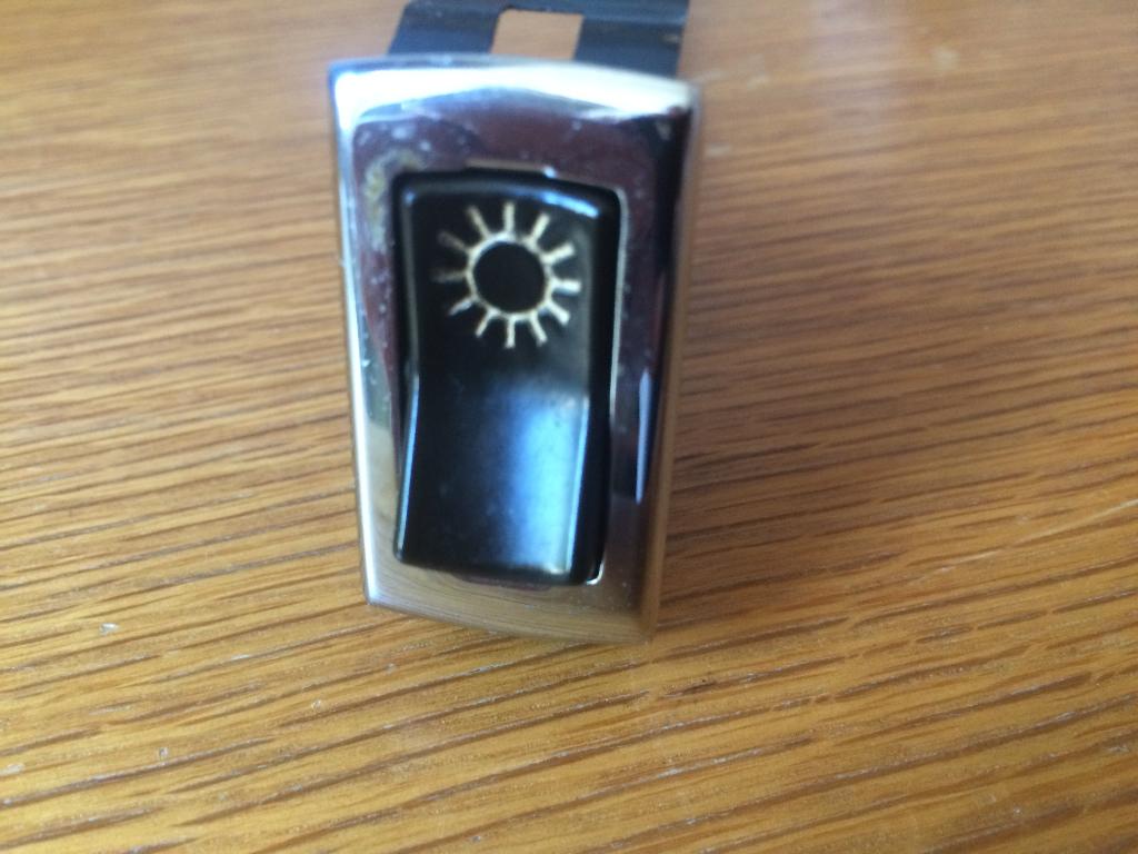 Mercedes W112 verlichting schakelaar chromen rand Oldtimer, Ophalen of Verzenden, Gebruikt, Mercedes-Benz