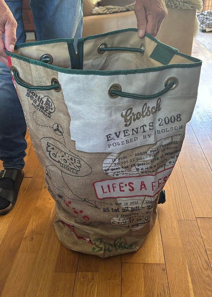 Grolsch festival weekend reis tas plunjebaal onder apart vak, 30 cm of meer, Overige kleuren, Nieuw, Ophalen of Verzenden