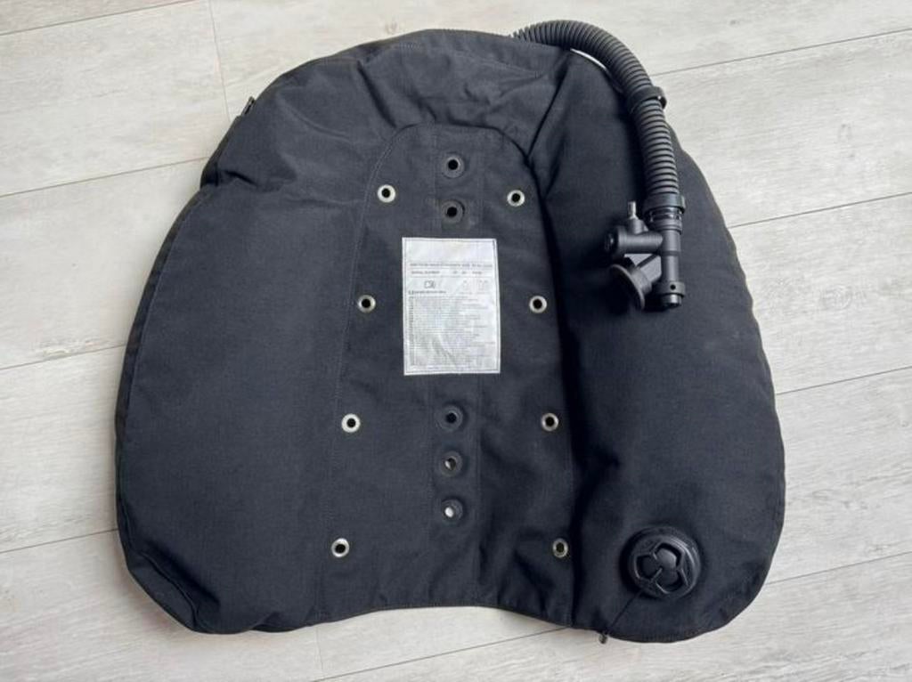 Mares wing standard size 50 lbs rEvo NIEUW, Watersport en Boten, Duiken, Ophalen of Verzenden, Nieuw, Trimvest of Wing