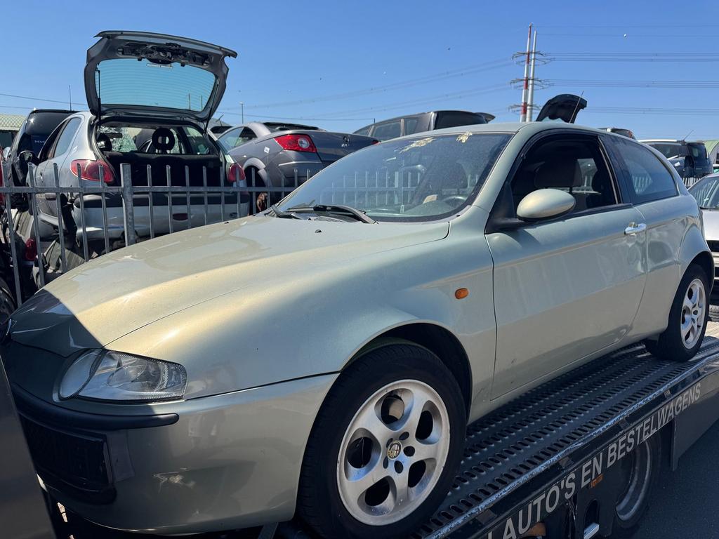 Alfa Romeo 147 2.0T.Spark 2001 veel onderdelen voorradig, Auto-onderdelen, Overige Auto-onderdelen, Alfa Romeo, Gebruikt, Ophalen of Verzenden