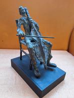 Bronzen beeld van cellist op stoel hoogte 18cm, Ophalen of Verzenden