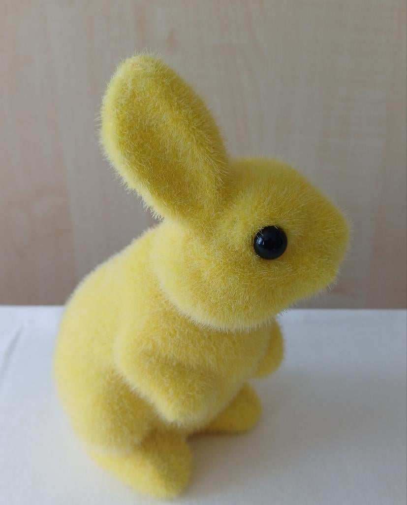 Geel flock haasje, Diversen, Pasen, Ophalen of Verzenden