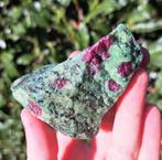 Robijn in Zoisiet edelsteen ruw edelstenen verzameling, Ophalen of Verzenden