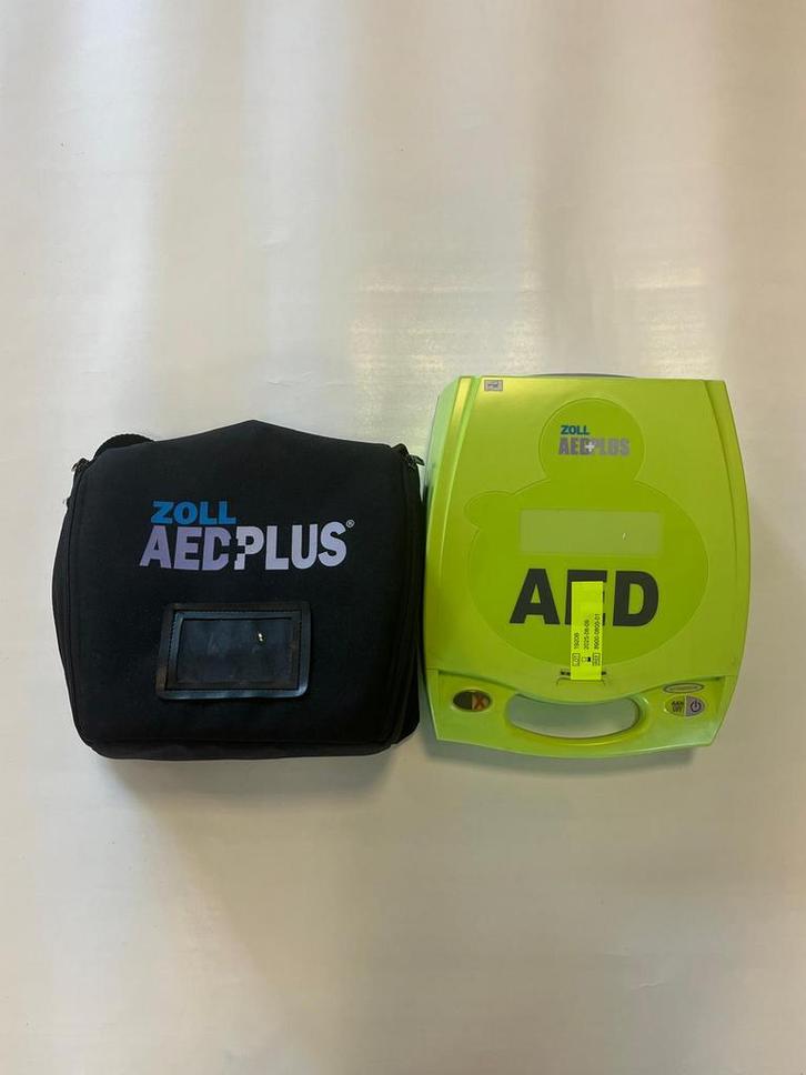 Zoll AED plus incl. tas, Diversen, Verpleegmiddelen, Zo goed als nieuw, Ophalen of Verzenden