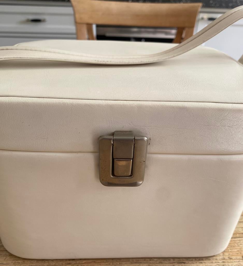 Vintage Witte Hardcase Beautycase met Slot, Sieraden, Tassen en Uiterlijk, Beautycases, Gebruikt, Wit, Ophalen of Verzenden, Met slot