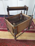 Krantenbak getorst, Ophalen