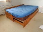 Houten dubbel- of eenpersoonsbed uitschuibaar bank, Ophalen, Gebruikt, 90 cm, Eenpersoons