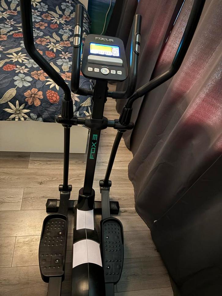 Focus Fitness Fox 3 Crosstrainer, Sport en Fitness, Fitnessapparatuur, Gebruikt, Crosstrainer, Benen, Metaal, Ophalen