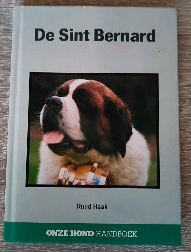 Onze hond handboek de Sint Bernard, Ophalen of Verzenden, Zo goed als nieuw, Honden