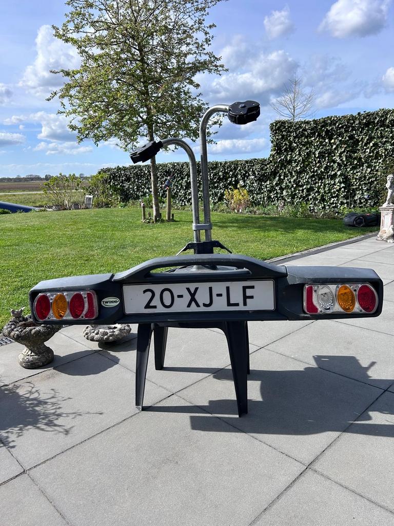 Twinny Load Swing FKK Fietsendrager - Goede staat, Ophalen, Gebruikt, 2 fietsen, Trekhaakdrager