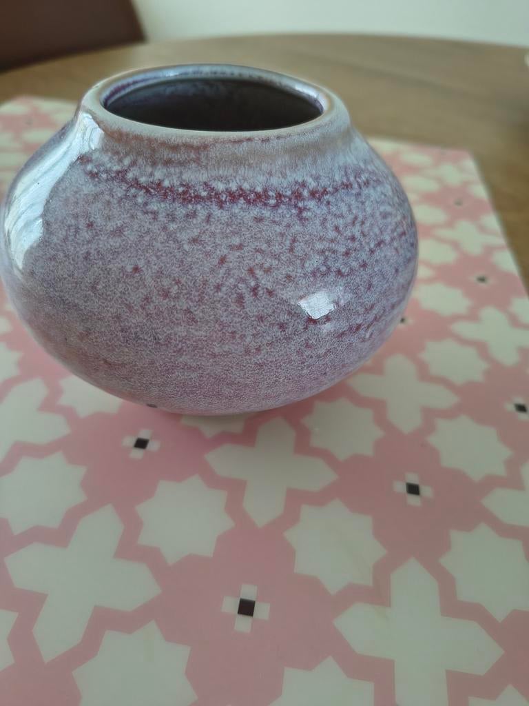 Studio aardewerk vaasje, Ophalen of Verzenden, Zo goed als nieuw, Wit, Schaal