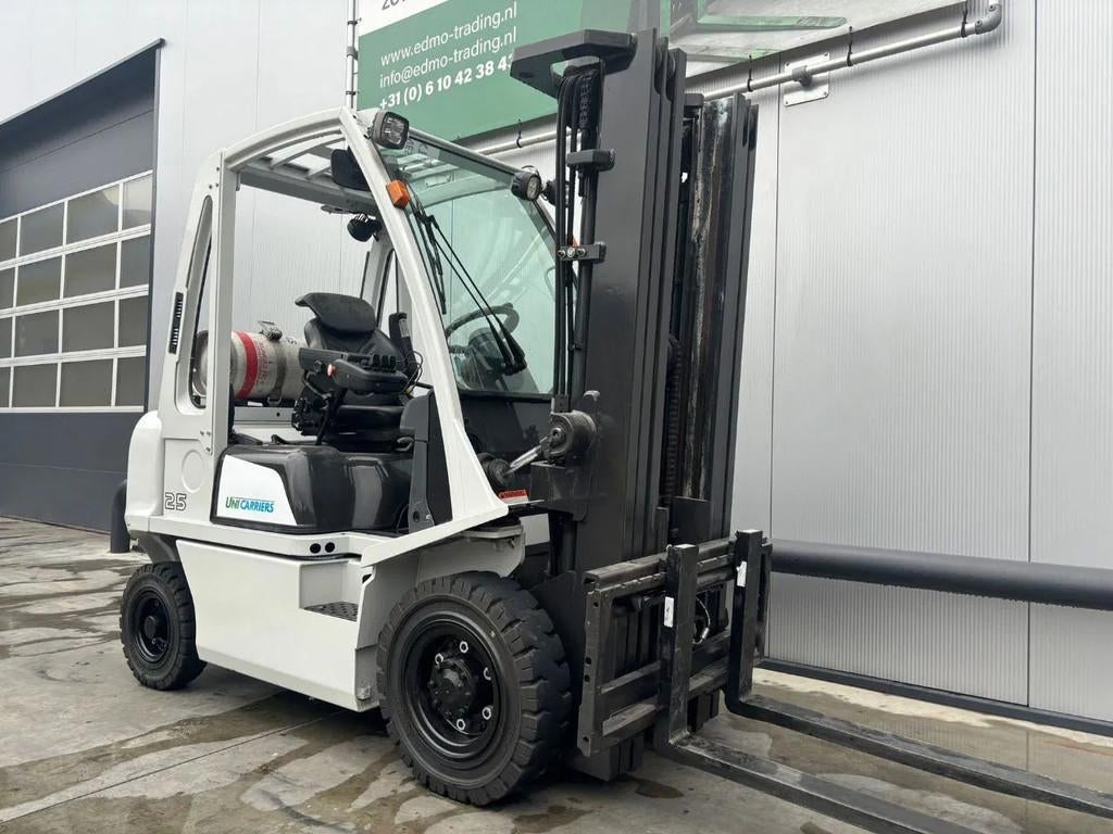 Nissan Heftruck (bj 2014), Zakelijke goederen, Machines en Bouw | Heftrucks en Intern transport, 2000 tot 3000 kg, LPG, Heftruck