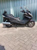 Burgman 400, zeer goede staat, lage km stand, hoog scherm, Motoren, Motoren | Suzuki, 400 cc, Scooter, Particulier, ABS