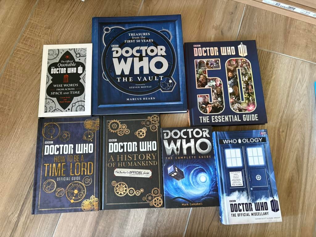 7 doctor who boeke, Ophalen of Verzenden, Zo goed als nieuw