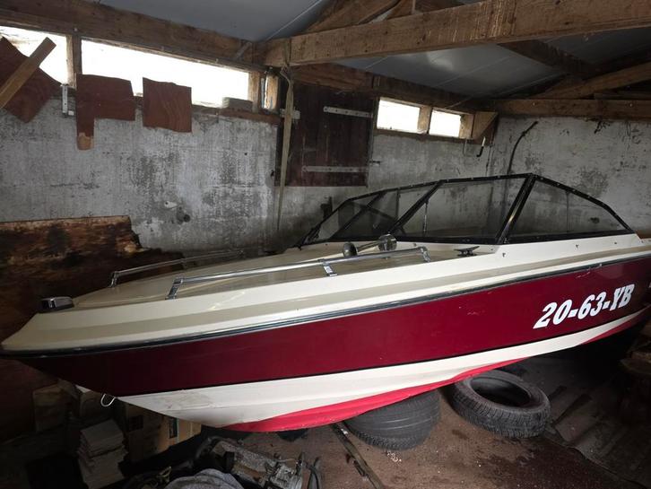Speedboot  bayliner  mutiny, Watersport en Boten, Speedboten, Gebruikt, 3 tot 6 meter, Benzine, Polyester, Buitenboordmotor, Ophalen of Verzenden