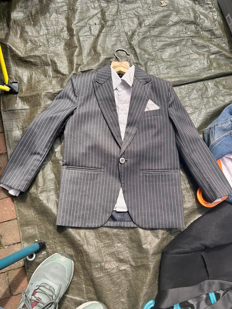 Net jongenspak met krijtstreep - Ideaal voor feestjes!, Ophalen of Verzenden, Zo goed als nieuw, Jongen