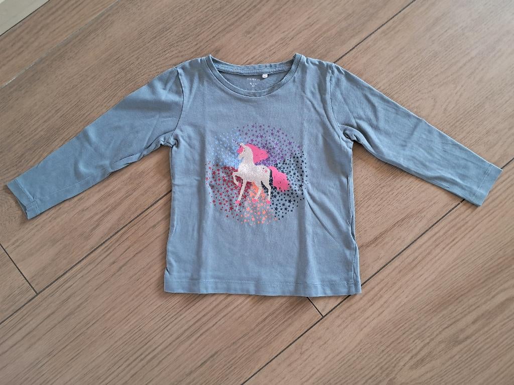 K199 Oudgroen shirtje met unicorn Name It maat 92, Kinderen en Baby's, Kinderkleding | Maat 92, Gebruikt, Meisje, Ophalen of Verzenden