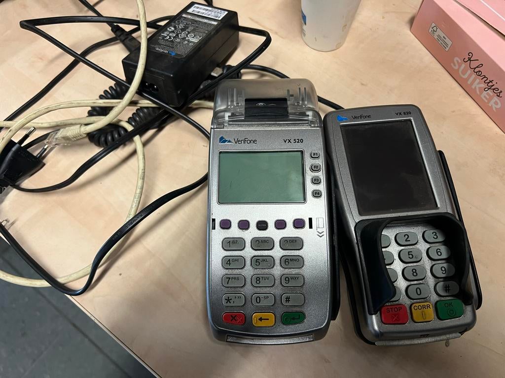 Verifone VX 820 & VX 520 pinapparaten incl. kabels, Ophalen