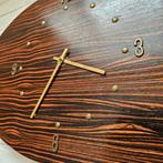 Grote Wandklok Pallissander  Vintage Retro Deens design Klok, Huis en Inrichting, Wandklok, Ophalen of Verzenden, Zo goed als nieuw