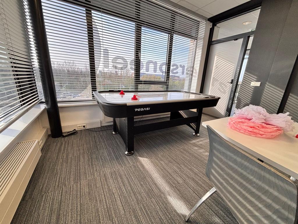 Airhockey tafel, Ophalen, Gebruikt