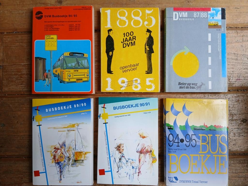 Diverse dienstregelingen DVM/NWH, Verzamelen, Spoorwegen en Tramwegen, Ophalen of Verzenden, Trein, Boek of Tijdschrift